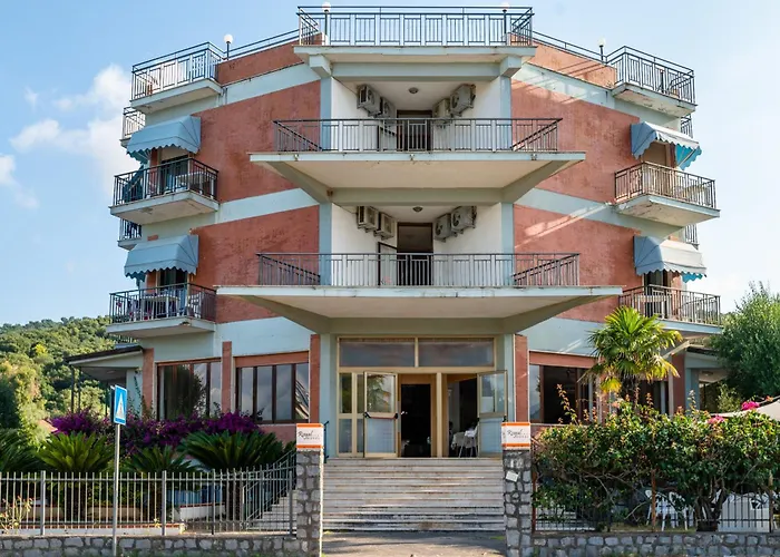 Albergo centrale: Hotel Royal